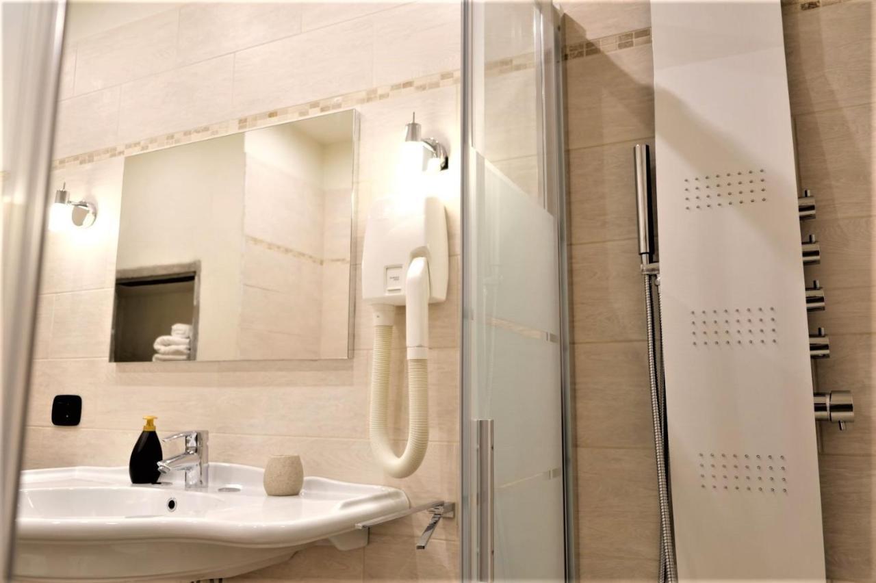 Wine Apartments Florence Chianti Classico Bagian luar foto